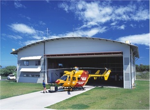 The Qantas Hangar at Canberra Airport features roofing and walling made from COLORBOND® steel